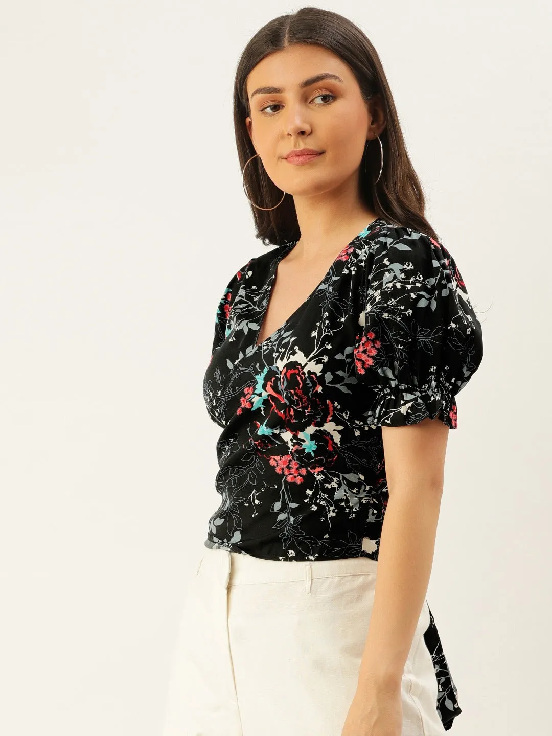 Berrylush Women Black Floral Printed Crop Wrap Top