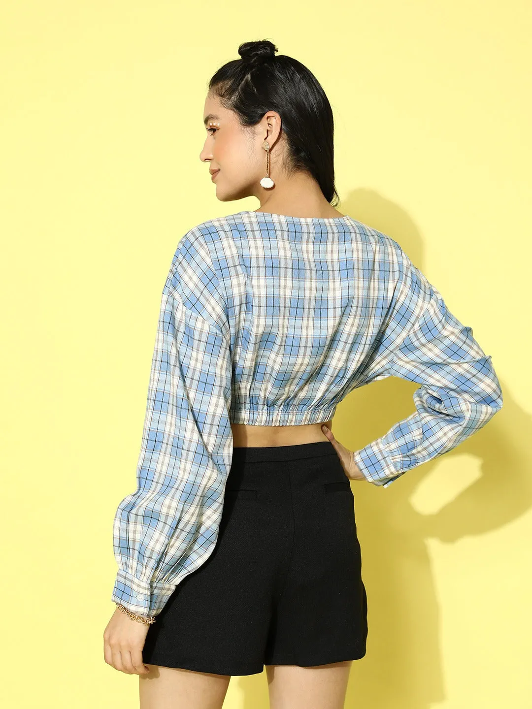 Berrylush Women Blue & Off-White Checked Pattern V-Neck Cuff Sleeves Wrap Cropped Top